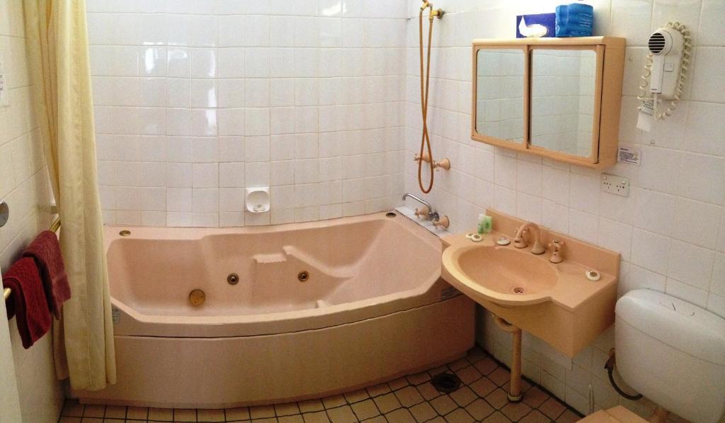 City Beach Motel ウロンゴン 部屋 写真