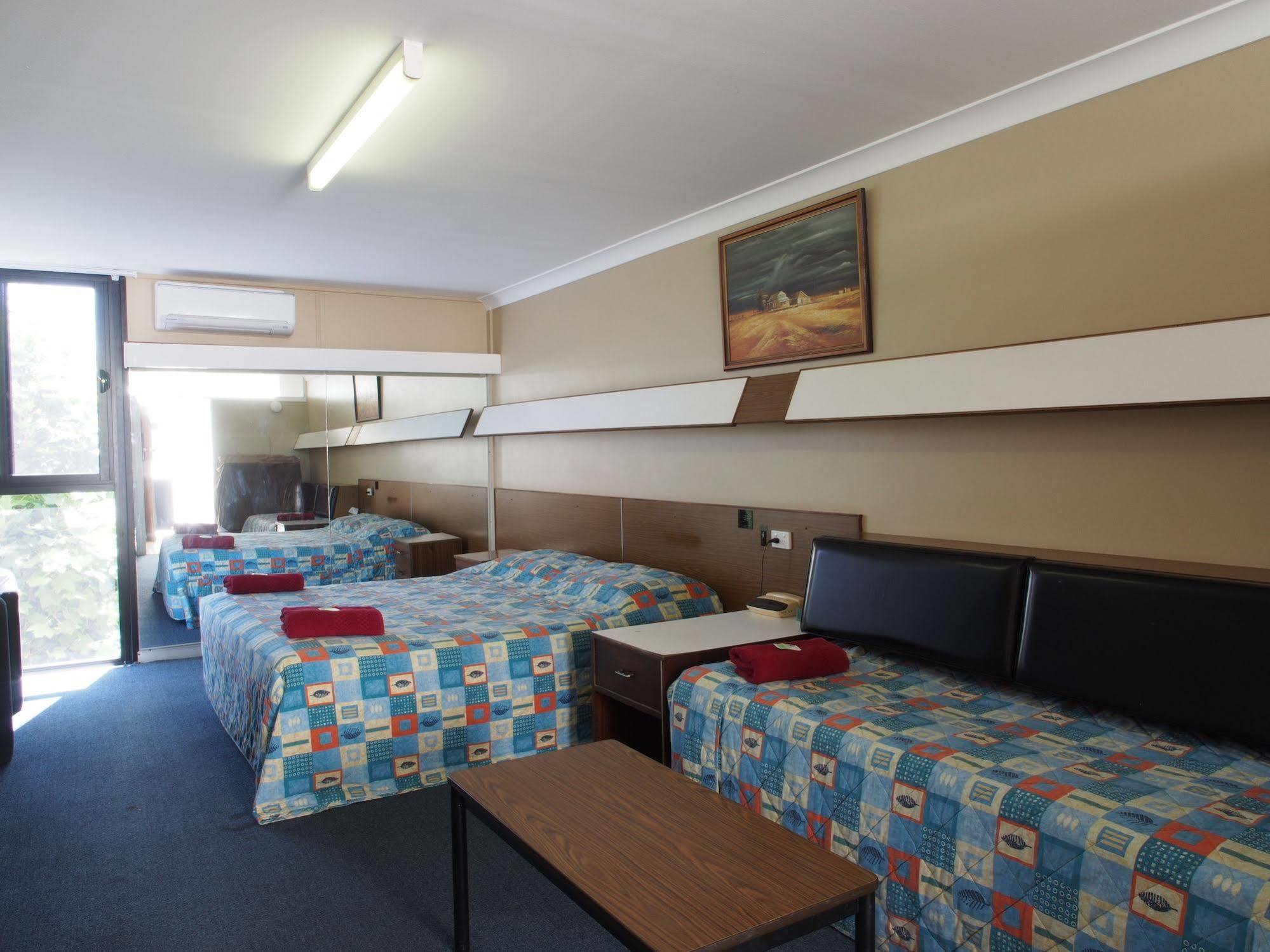 City Beach Motel ウロンゴン エクステリア 写真